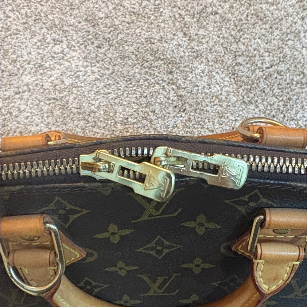 Louis Vuitton Alma PM Handbag - Picture 11 of 11